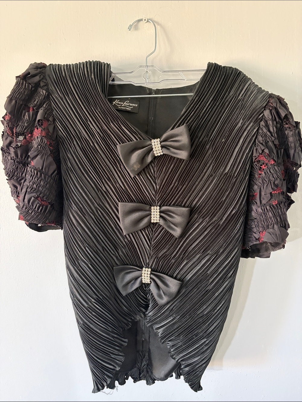 Vintage Karen Lawrence-by Mathew  pleated Victorian style blouse